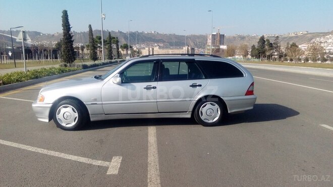 Mercedes C 200 1998, 260,000 km - 2.0 l - Bakı