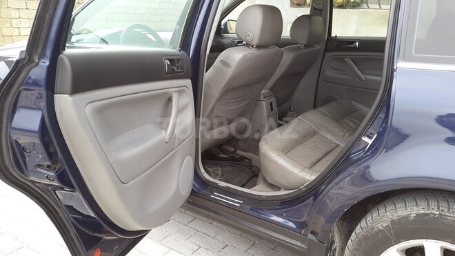 Volkswagen Passat 2002, 284,000 km - 1.8 l - Bakı