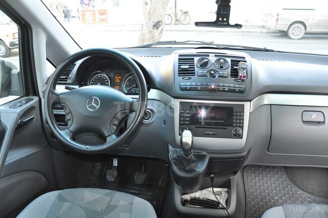 Mercedes Viano 2009, 301,000 km - 2.2 л - Bakı
