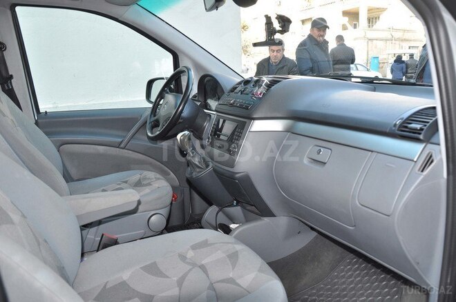 Mercedes Viano 2009, 301,000 km - 2.2 л - Bakı