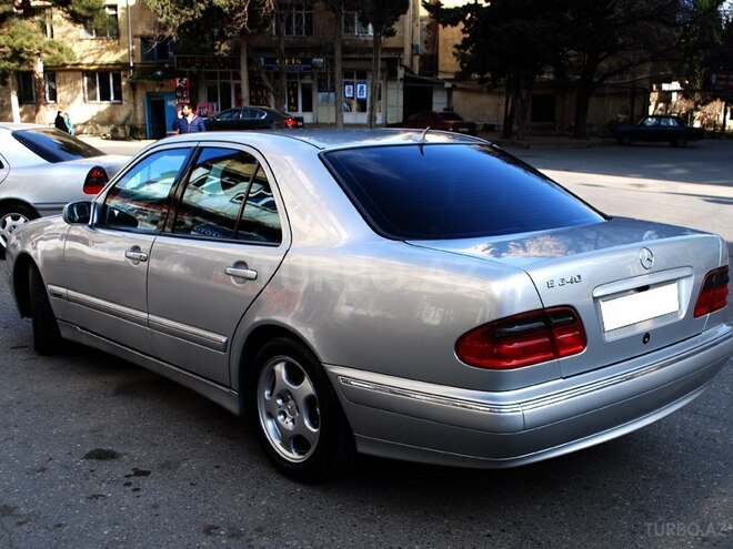 Mercedes E 240 2000, 240,000 km - 2.6 l - Bakı