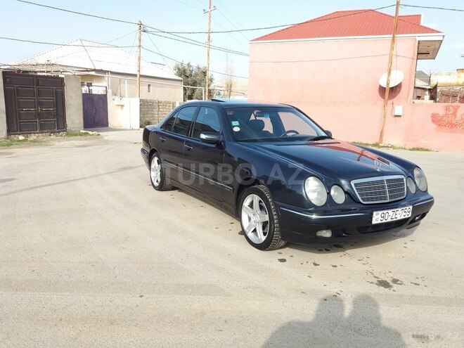 Mercedes E 220 1999, 342,000 km - 2.2 л - Bakı