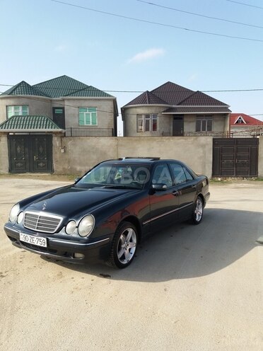 Mercedes E 220 1999, 342,000 km - 2.2 л - Bakı