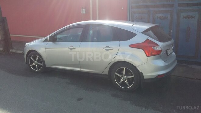 Ford Focus 2011, 180,000 km - 1.6 l - İsmayıllı