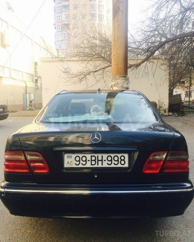 Mercedes E 280 2000, 350,000 km - 2.8 l - Bakı