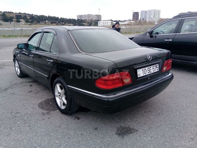 Mercedes E 230 1996, 277,264 km - 2.3 л - Bakı