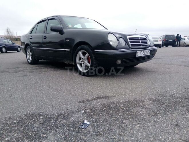 Mercedes E 230 1996, 277,264 km - 2.3 л - Bakı