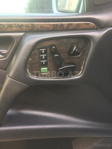 Mercedes E 320 1998, 250,000 km - 3.2 l - Bakı
