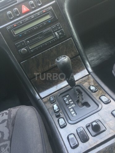 Mercedes E 320 1998, 250,000 km - 3.2 l - Bakı