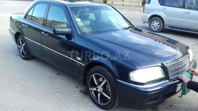 Mercedes C 200 1998, 213,000 km - 2.0 л - Bakı