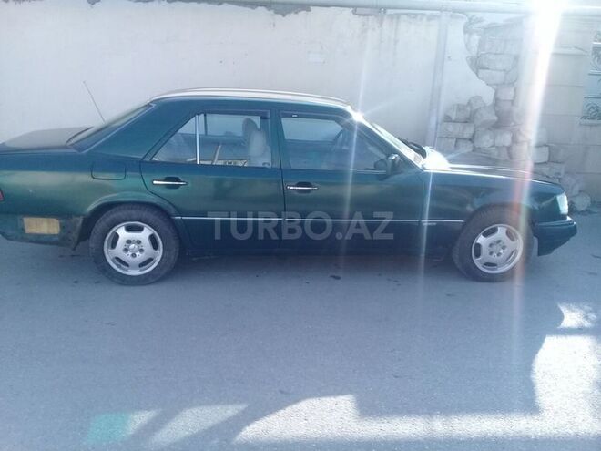 Mercedes E 300 1995, 352,586 km - 0.3 l - Bakı