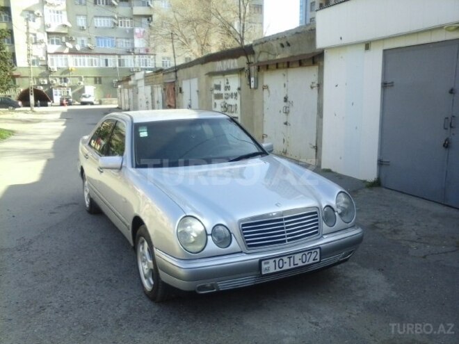 Mercedes E 240 1998, 213,000 km - 2.4 л - Sumqayıt