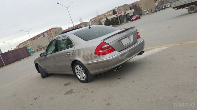 Mercedes E 320 2003, 236,000 km - 3.2 l - Sumqayıt
