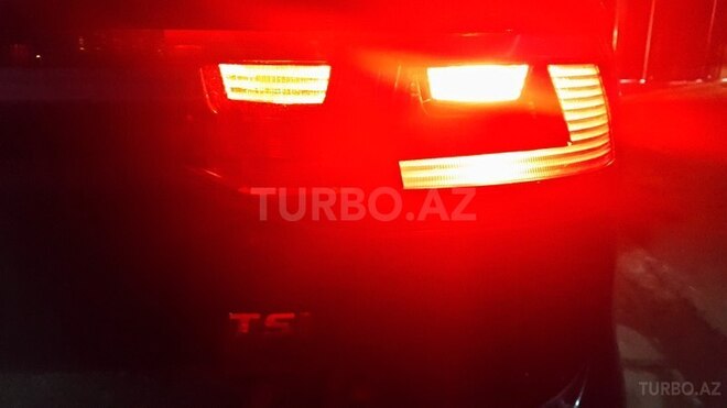 Volkswagen Passat 2017, 6,980 km - 1.8 l - Bakı