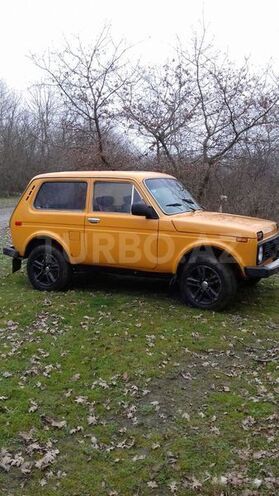 LADA (VAZ) Niva 1985, 291,400 km - 1.6 л - Salyan