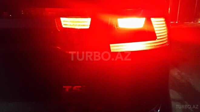 Volkswagen Passat 2017, 7,050 km - 1.8 л - Bakı