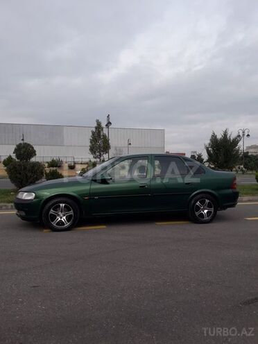 Opel Vectra 1996, 300,000 km - 1.6 l - Bakı
