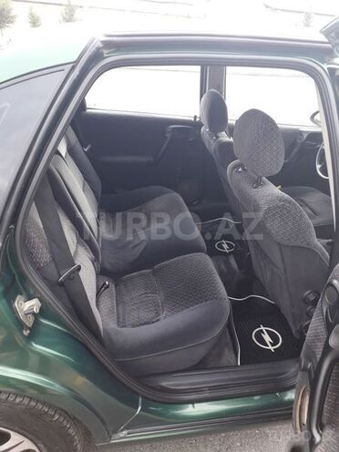 Opel Vectra 1996, 300,000 km - 1.6 l - Bakı