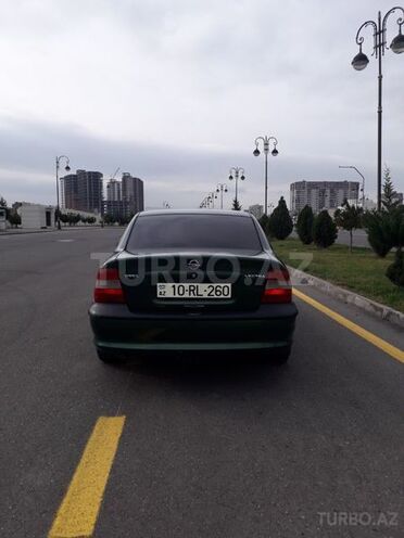 Opel Vectra 1996, 300,000 km - 1.6 l - Bakı