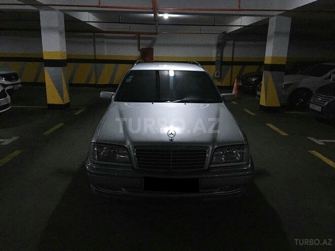 Mercedes C 220 1999, 230,000 km - 2.2 l - Bakı
