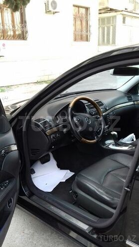 Mercedes E 320 2003, 140,000 km - 3.2 l - Bakı