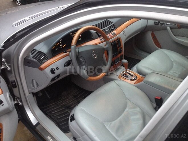 Mercedes S 320 2001, 341,000 km - 3.2 l - Qusar