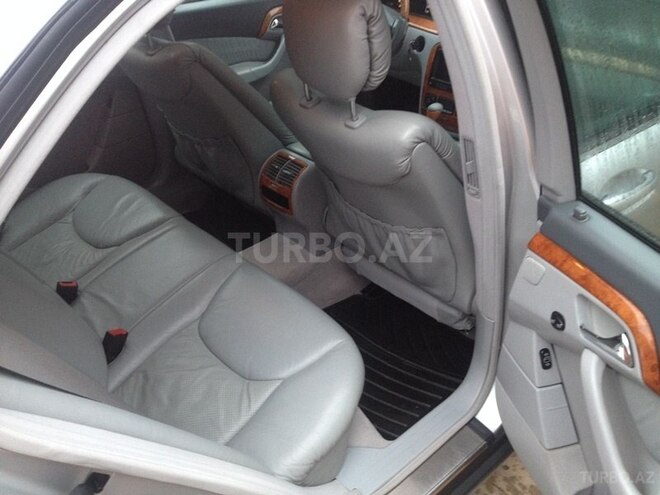 Mercedes S 320 2001, 341,000 km - 3.2 l - Qusar
