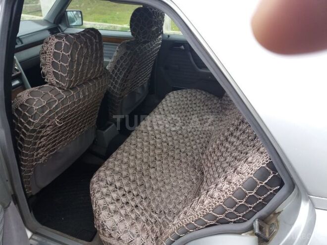 Mercedes E 200 1990, 285,000 km - 2.0 l - Bakı