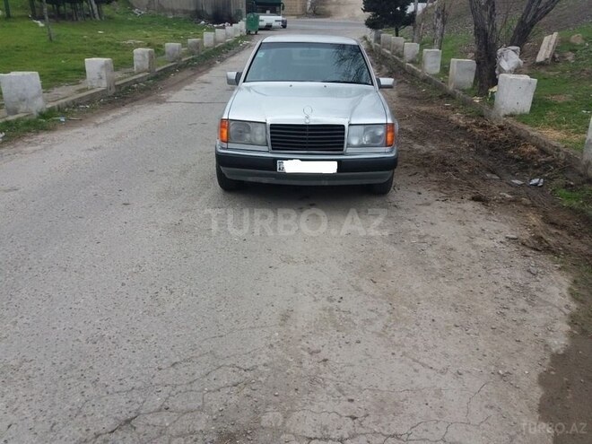 Mercedes E 200 1990, 285,000 km - 2.0 l - Bakı
