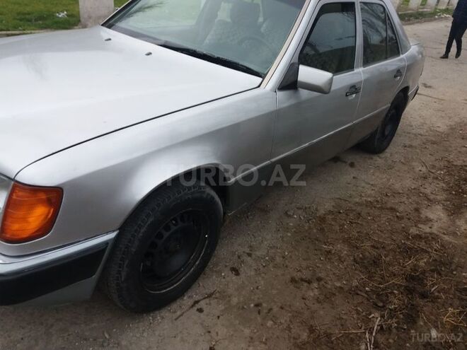 Mercedes E 200 1990, 285,000 km - 2.0 l - Bakı