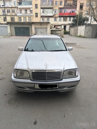 Mercedes C 220 1999, 220,000 km - 2.2 l - Bakı