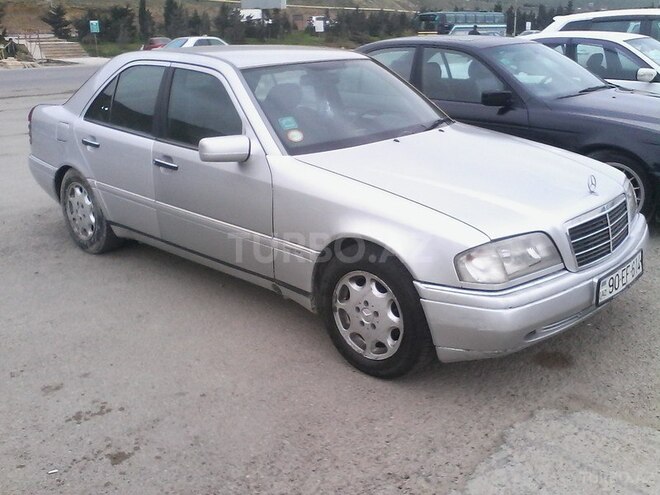 Mercedes C 220 1995, 3,547,200 km - 2.2 l - Bakı