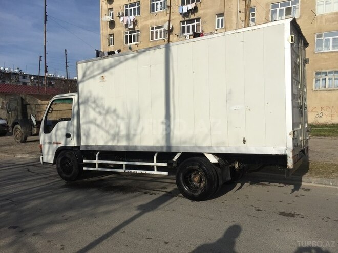 Isuzu NKR 55 L 2008, 185,000 km - 3.0 л - Sumqayıt