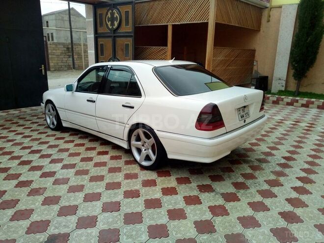Mercedes C 230 1999, 203,000 km - 2.3 л - Bakı
