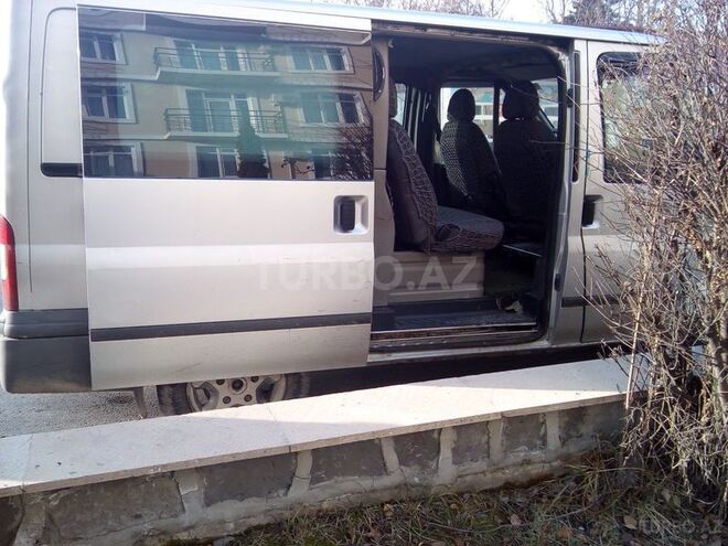 Ford Transit 2002, 200,000 km - 2.2 l - Qəbələ
