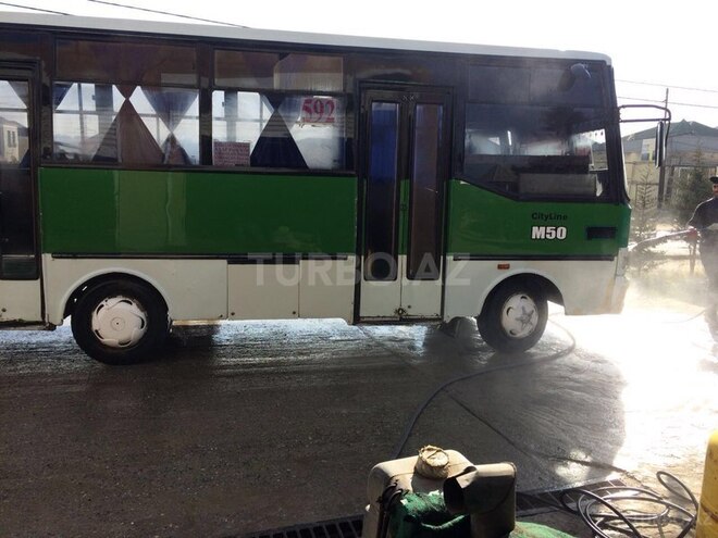 Isuzu NPR 66 P 2002, 200,000 km - 3.9 l - Bakı