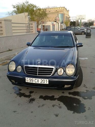 Mercedes E 220 2000, 270,000 km - 2.2 l - Bakı