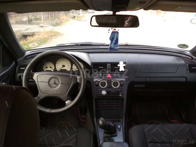 Mercedes C 180 1999, 283,000 km - 1.8 l - Yevlax