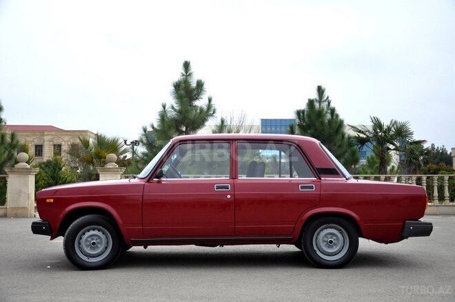 LADA (VAZ) 2107 2007, 95,000 km - 1.6 l - Saatlı