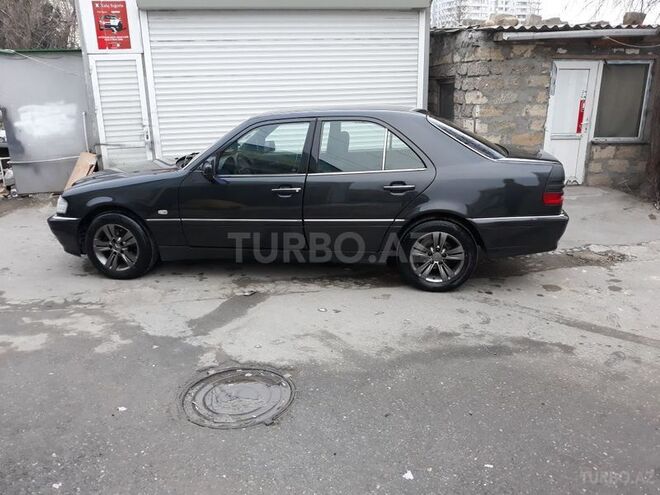 Mercedes C 220 1994, 380,500 km - 2.2 л - Bakı