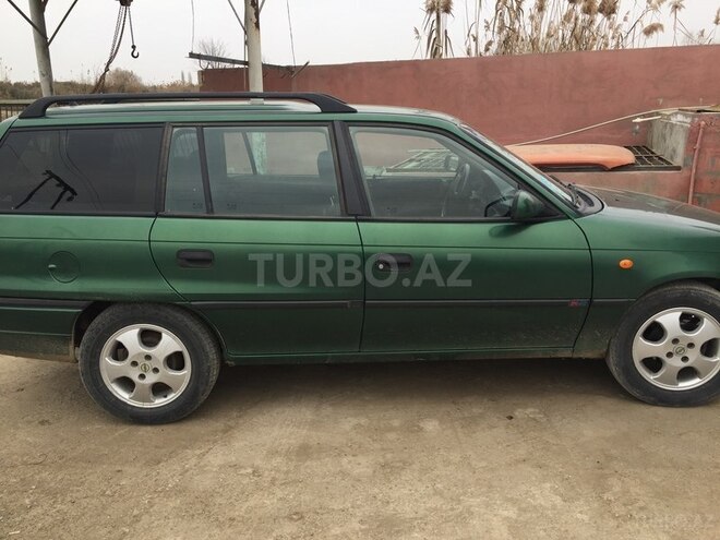 Opel Astra 1997, 365,900 km - 1.6 л - Sabirabad
