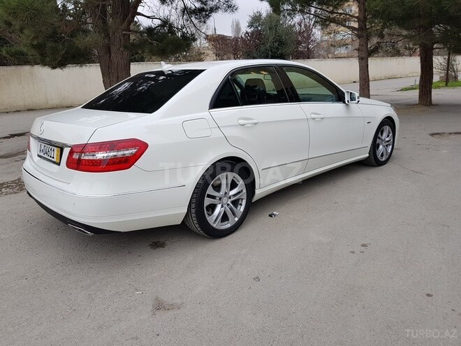 Mercedes E 220 2011, 143,000 km - 2.2 l - Bakı