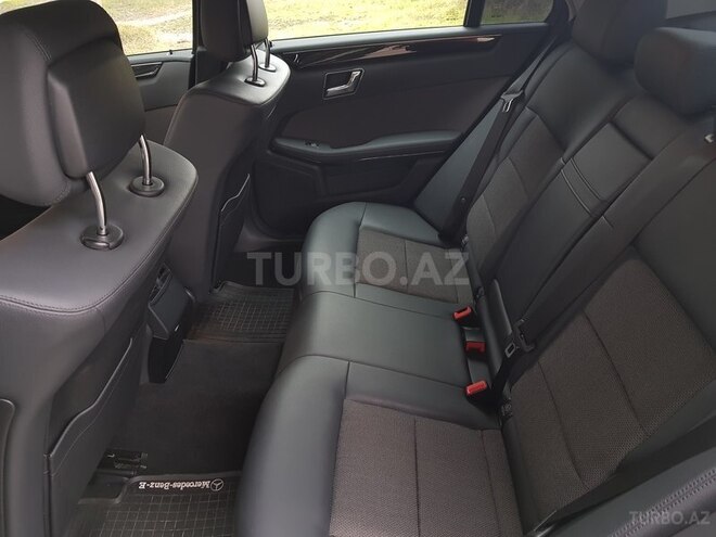 Mercedes E 220 2011, 143,000 km - 2.2 l - Bakı
