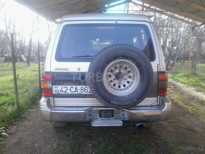 Mitsubishi Pajero 1992, 400,000 km - 2.5 l - Lənkəran