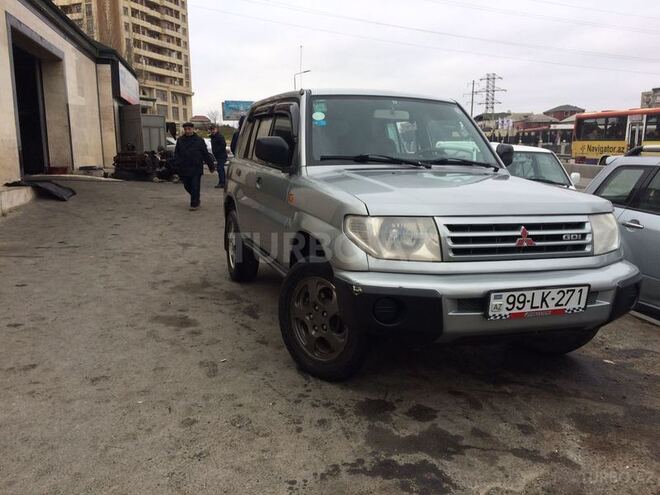 Mitsubishi Pajero io 1999, 280,000 km - 1.8 л - Bakı