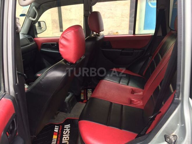 Mitsubishi Pajero io 1999, 280,000 km - 1.8 л - Bakı