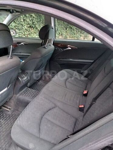 Mercedes E 270 2003, 293,000 km - 2.7 l - Bakı