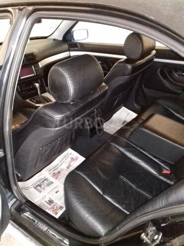 BMW 540 1998, 288,000 km - 4.4 l - Bakı