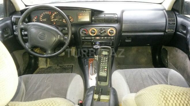 Opel Omega 1995, 96,580 km - 2.0 л - Sumqayıt