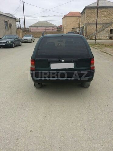 Opel Astra 1993, 300,000 km - 1.8 l - Sumqayıt